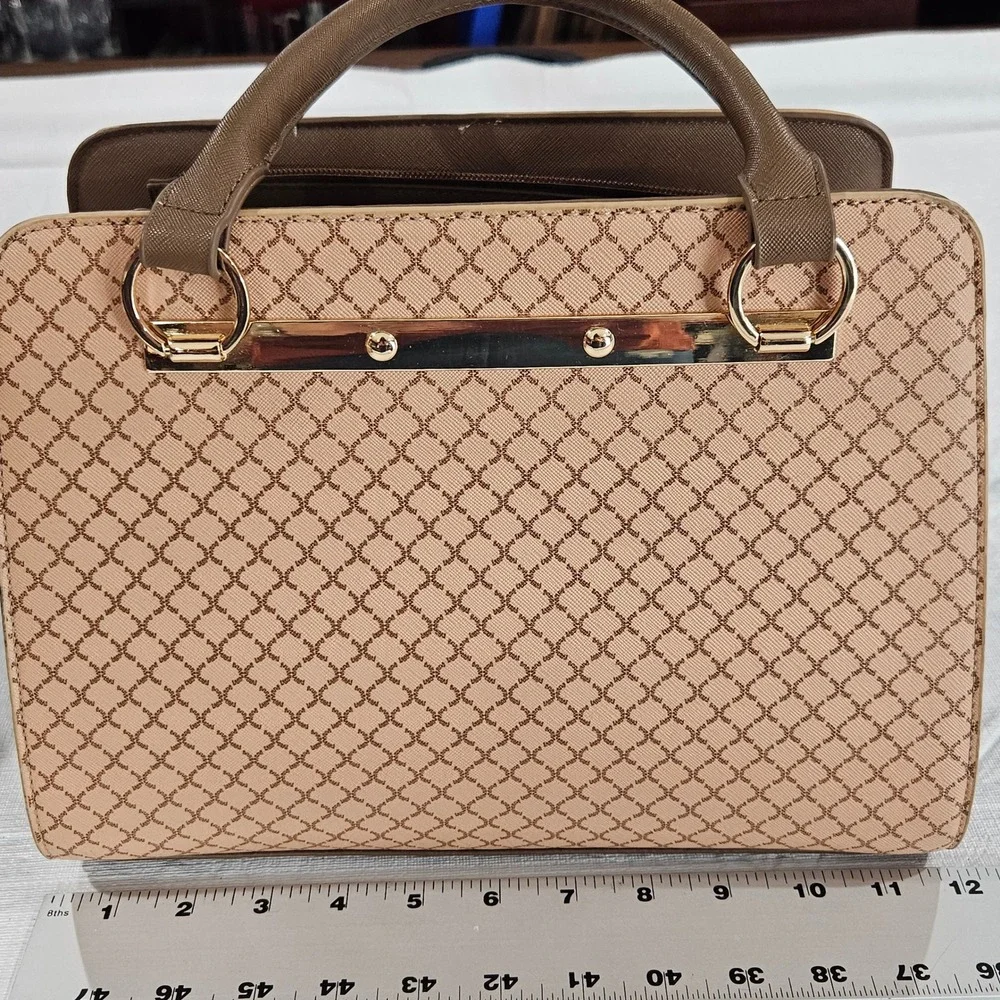 Crossi Brown Tan Geometric Lattice Satchel Double‎ Compartment Crossbody Bag